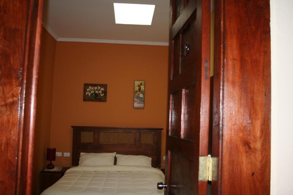 Victoria Hotel Valparaíso Oda fotoğraf